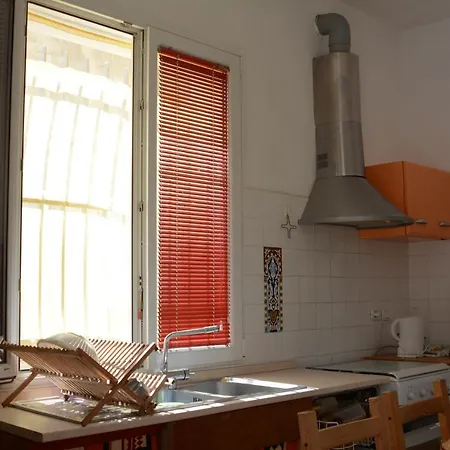 Апартаменты Chez Lafayette Apartments