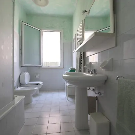 Chez Lafayette Apartments * Равенна